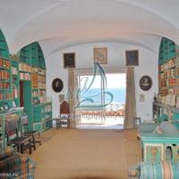 Дом на первой линии моря/озера в Португалии, Албуфейра