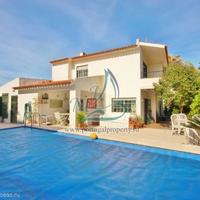 Вилла в Португалии, Албуфейра, 220 кв.м.