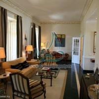 Дом в центре города в Португалии, Албуфейра, 600 кв.м.