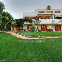 Villa in the suburbs in Portugal, Algarve, 620 sq.m.