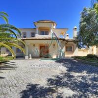 Дом в пригороде в Португалии, Алгарви, 180 кв.м.