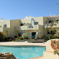 Таунхаус в центре города в Португалии, Албуфейра, 130 кв.м.