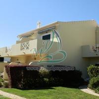 Таунхаус в центре города в Португалии, Албуфейра, 130 кв.м.