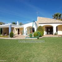 House in Portugal, Albufeira, 357 sq.m.