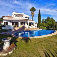 Дом в пригороде в Португалии, Албуфейра, 209 кв.м.