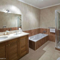 Дом в пригороде в Португалии, Албуфейра, 368 кв.м.