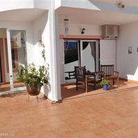 Дом в центре города в Португалии, Албуфейра, 195 кв.м.