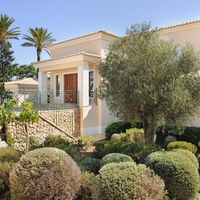 Villa in Portugal, Algarve, 335 sq.m.