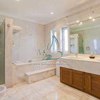 Villa at the first line of the sea / lake in Portugal, Albufeira, 310 sq.m.