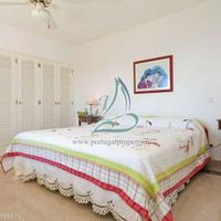 Villa at the first line of the sea / lake in Portugal, Albufeira, 310 sq.m.