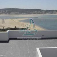 Дом на первой линии моря/озера в Португалии, Албуфейра, 200 кв.м.