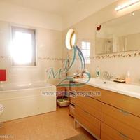 Villa in Portugal, Albufeira, 386 sq.m.