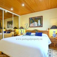 Villa in the suburbs in Portugal, Albufeira, 318 sq.m.