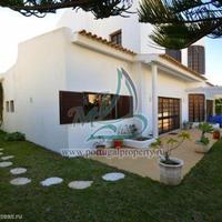 Villa in the suburbs in Portugal, Albufeira, 325 sq.m.