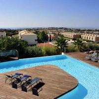 Villa in the suburbs in Portugal, Albufeira, 216 sq.m.