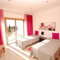 Villa in the suburbs in Portugal, Albufeira, 216 sq.m.