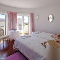 Townhouse at the first line of the sea / lake, in the suburbs in Portugal, Albufeira, 130 sq.m.