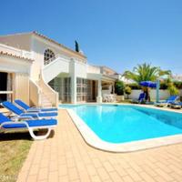 House in the suburbs in Portugal, Albufeira, 207 sq.m.