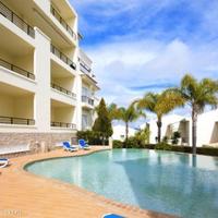 Apartment in the suburbs in Portugal, Albufeira, 141 sq.m.