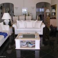 Вилла в центре города в Португалии, Албуфейра, 250 кв.м.