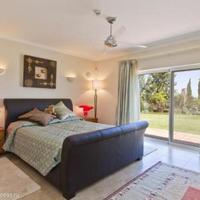 Вилла в центре города в Португалии, Албуфейра, 463 кв.м.