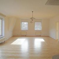 Квартира в Чехии, Карловарский край, Карловы Вары, 142 кв.м.