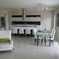 Дом в Чехии, Карловарский край, Карловы Вары