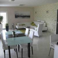 Дом в Чехии, Карловарский край, Карловы Вары