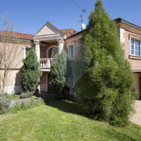 Дом в Чехии, Карловарский край, Карловы Вары, 475 кв.м.