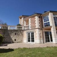 Дом в Чехии, Карловарский край, Карловы Вары, 475 кв.м.