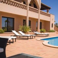 Villa in Portugal, Algarve, 427 sq.m.