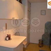 Flat Czechia, Karlovy Vary Region, Karlovy Vary, 74 sq.m.