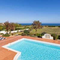 Villa in Portugal, Algarve, 358 sq.m.