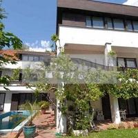 Дом в Чехии, Карловарский край, Карловы Вары, 964 кв.м.