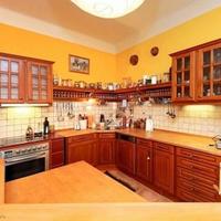 Квартира в Чехии, Карловарский край, Карловы Вары, 130 кв.м.