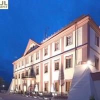Другая коммерческая недвижимость в Чехии, Карловарский край, Карловы Вары, 1800 кв.м.