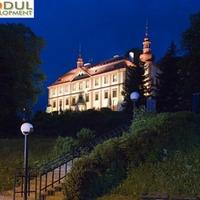 Другая коммерческая недвижимость в Чехии, Карловарский край, Карловы Вары, 1800 кв.м.