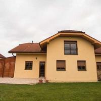 Дом в Чехии, Карловарский край, Карловы Вары, 300 кв.м.