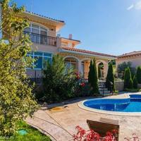 Вилла в Болгарии, Бургасская область, Елените, 215 кв.м.