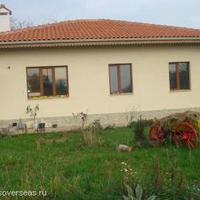 House in Bulgaria, Dobrich region, Elenite