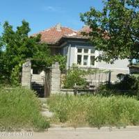 House in Bulgaria, Padina