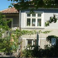 House in Bulgaria, Padina