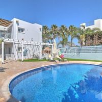 Villa in Republic of Cyprus, Lemesou, 304 sq.m.