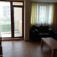 Flat at the first line of the sea / lake in Bulgaria, Burgas Province, Elenite, 48 sq.m.