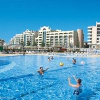 Flat at the second line of the sea / lake in Bulgaria, Burgas Province, Elenite, 160 sq.m.