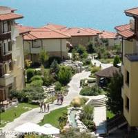 Apartment at the first line of the sea / lake in Bulgaria, Burgas Province, Elenite