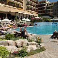 Apartment at the first line of the sea / lake in Bulgaria, Burgas Province, Elenite