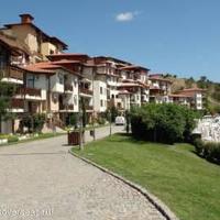 Apartment at the first line of the sea / lake in Bulgaria, Burgas Province, Elenite