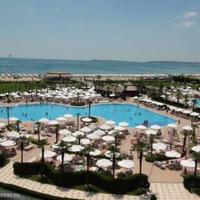 Flat at the first line of the sea / lake in Bulgaria, Sunny Beach, 50 sq.m.