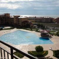 Flat at the first line of the sea / lake in Bulgaria, Burgas Province, Elenite, 73 sq.m.